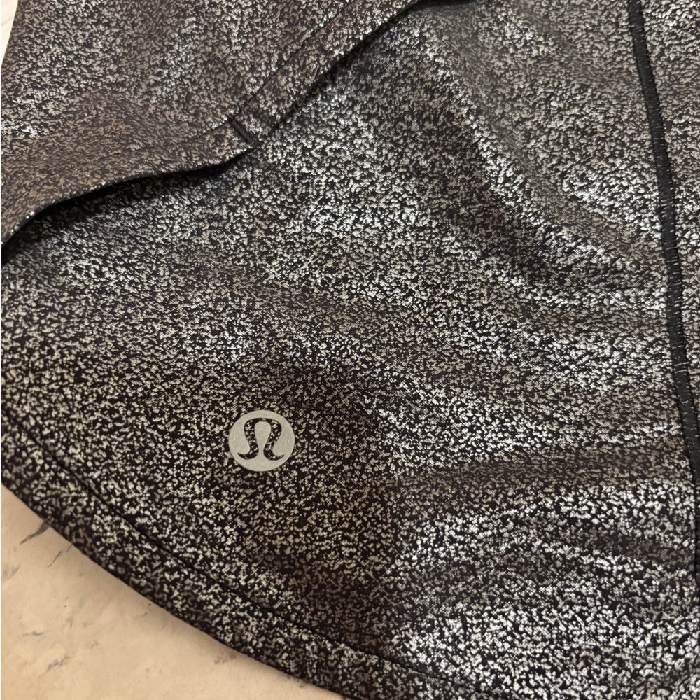 Lululemon Speedup Size 10 Black and Silver - Picture 3 of 6